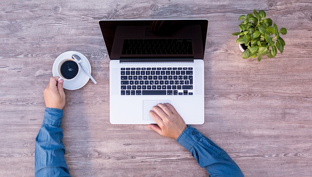 كيف تجلب مشاهدات أكثر لفيديوهاتك: استراتيجيات ناجحة وفعّالة